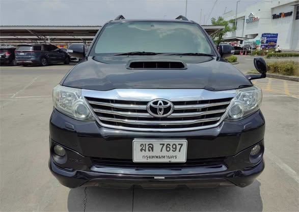 Toyota Fortuner 3.0 V 4WD TRD