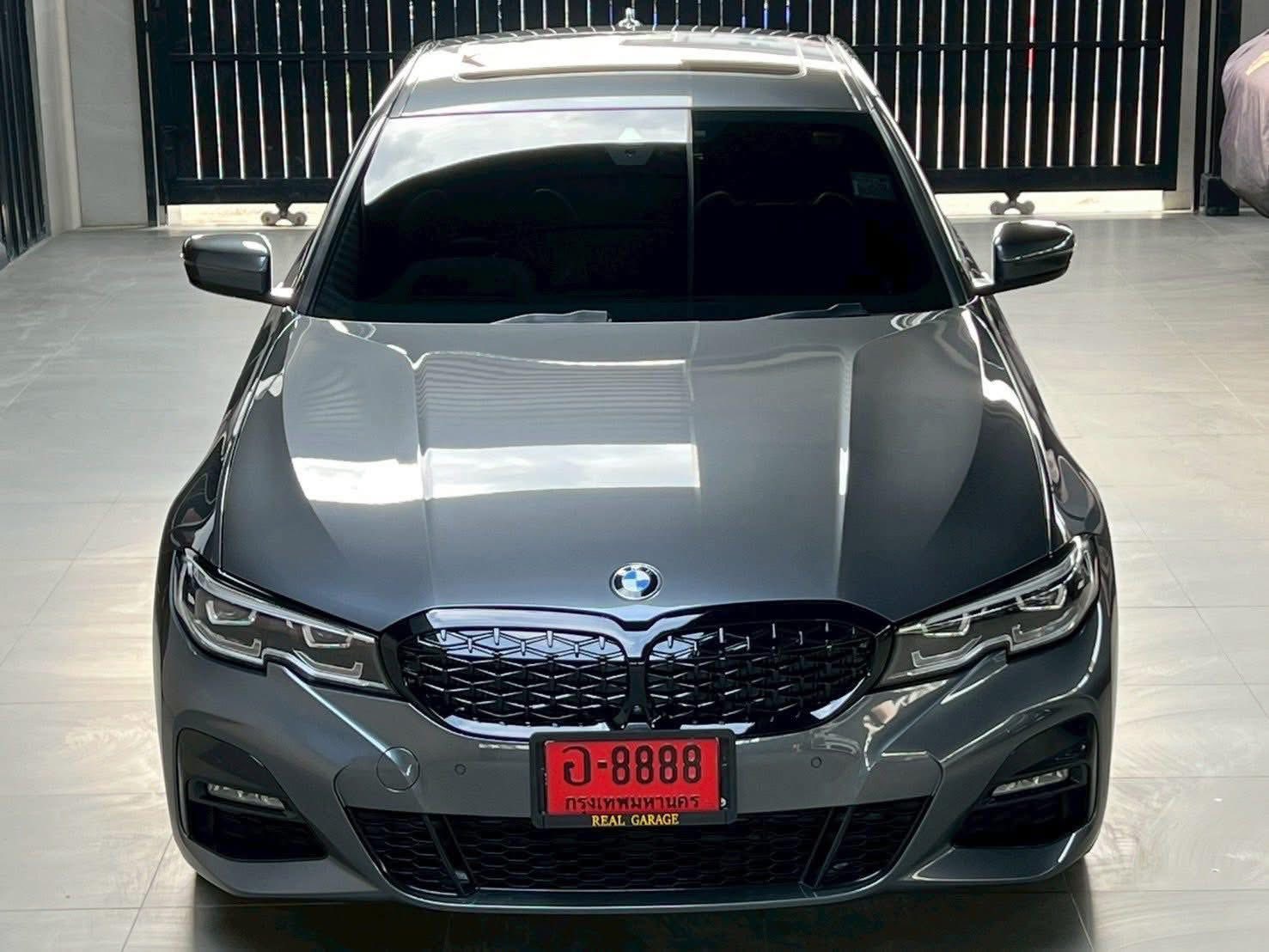 BMW BMW 330e M SPORT