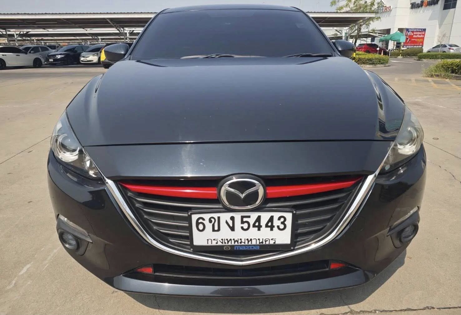 Mazda Mazda 3 2.0 E ปี​ 2015